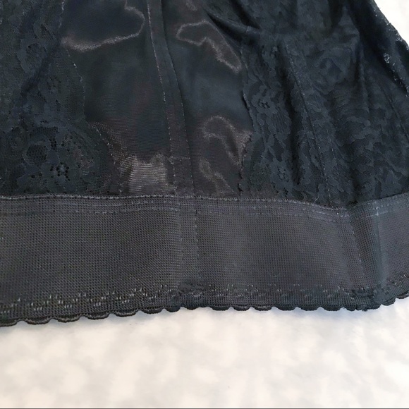 Vintage Goddess Bustier Black Lace 60s/70s Corset Bra - Picture 4 of 8